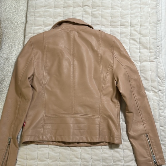 Tan faux leather jacket - Levi - Picture 3 of 5